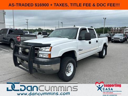 Used 2006 Chevrolet Silverado 2500 LT w/ Heavy-Duty Power Package RWD image 1