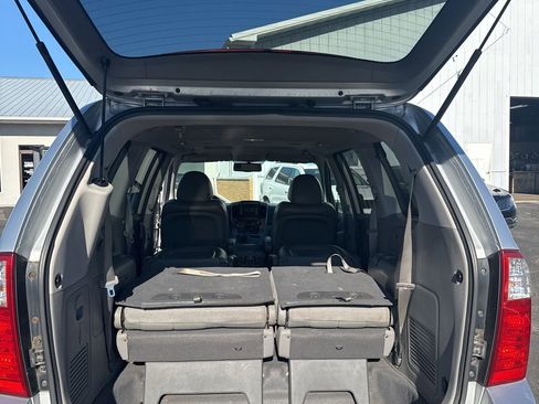 Used 2010 Kia Sedona EX w/ Luxury Pkg image 16