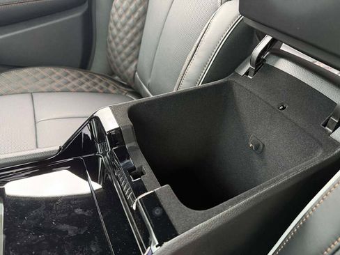 New 2025 Jeep Grand Cherokee Summit image 30