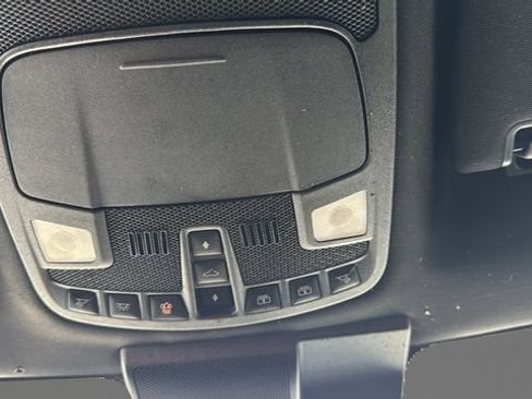 Used 2019 Ford F150 Lariat w/ Equipment Group 502A Luxury AWD/4WD image 15