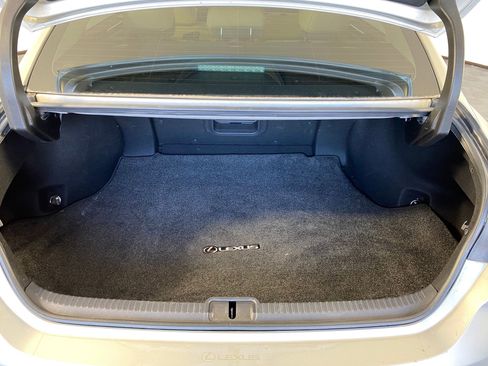 Used 2019 Lexus ES 350 image 29