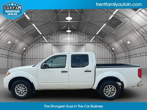 Used 2019 Nissan Frontier SV w/ Value Truck Package image 5