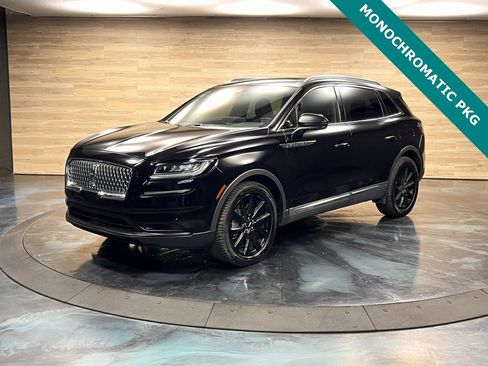 Used 2021 Lincoln Nautilus Reserve w/ Monochromatic Package image 5