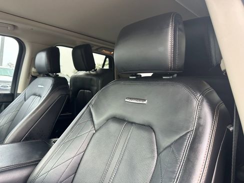 Used 2021 Ford Expedition Max Platinum image 28