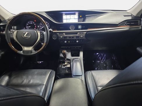 Used 2013 Lexus ES 350 w/ Luxury Pkg FWD image 9