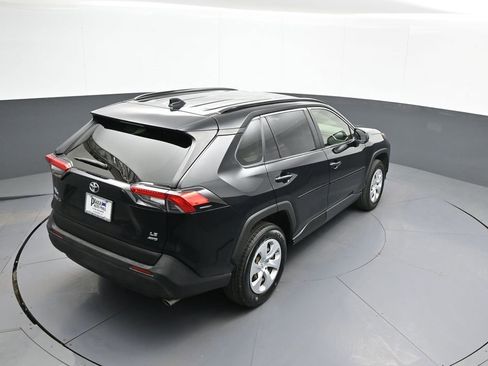 Used 2019 Toyota RAV4 LE w/ All Weather Liner Package AWD/4WD image 37