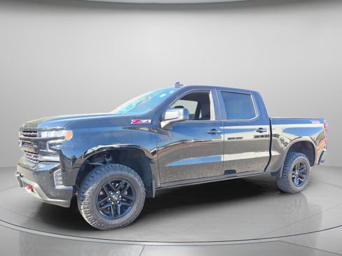 Used 2021 Chevrolet Silverado 1500 LT Trail Boss w/ Bed Protection Package image 2