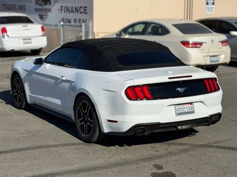 Used 2018 Ford Mustang Premium RWD image 57