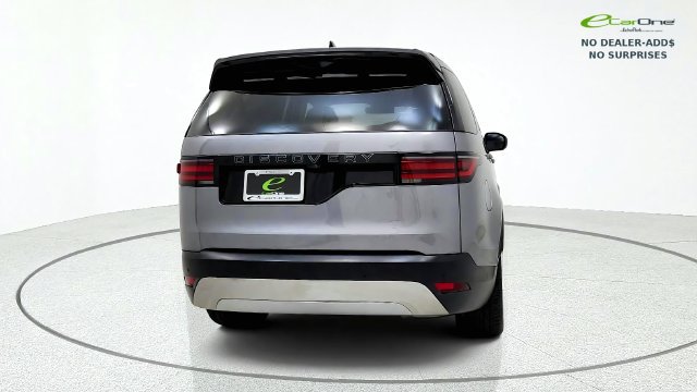 Used 2025 Land Rover Discovery S AWD/4WD image 7