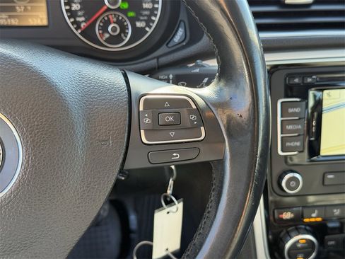 Used 2012 Volkswagen Passat 2.5 SE image 22