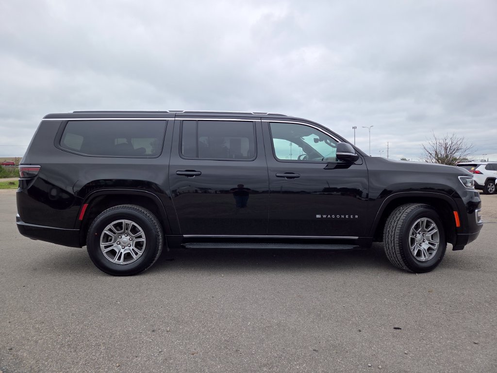 Used 2024 Jeep Wagoneer L 4WD image 26