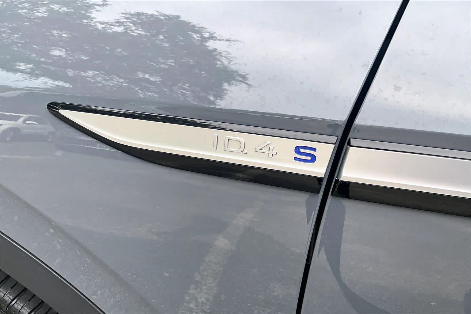 Used 2024 Volkswagen ID.4 S RWD image 9