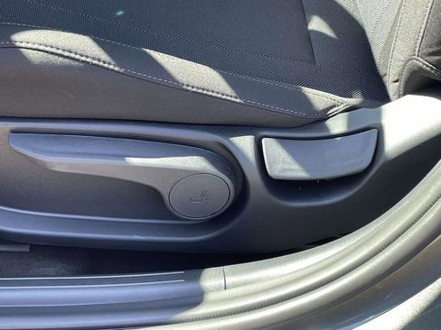 New 2026 Hyundai Elantra SE image 16