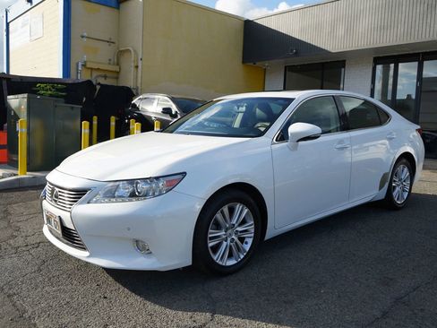 Used 2013 Lexus ES 350 FWD image 5