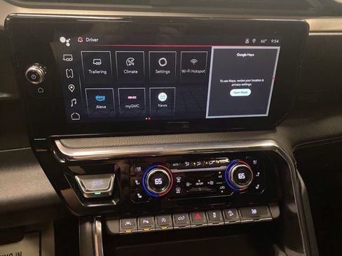 Used 2024 GMC Sierra 1500 Denali w/ Denali Reserve Package AWD/4WD image 35