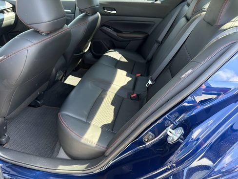 Used 2024 Nissan Altima 2.5 SR AWD/4WD image 17