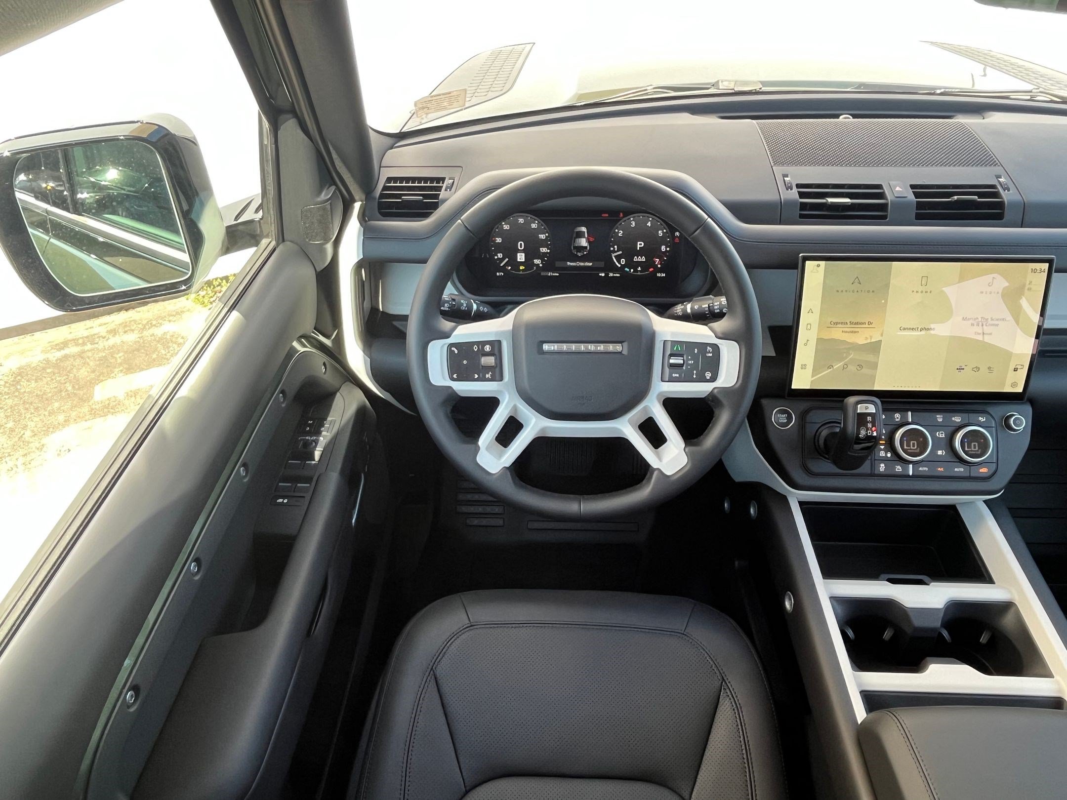 Used 2026 Land Rover Defender 110 S AWD/4WD image 29