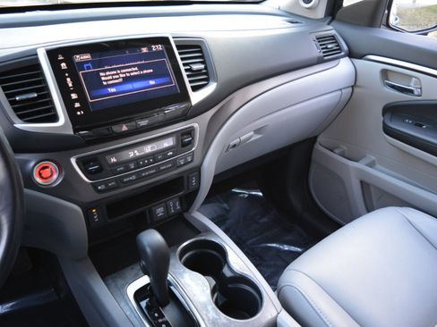 Used 2017 Honda Pilot EX-L image 23