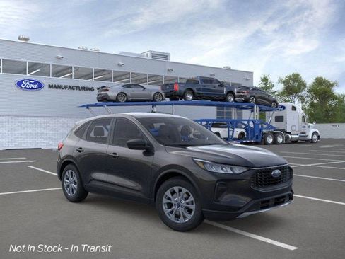 New 2026 Ford Escape Active w/ Tech Pack #1 FWD image 1