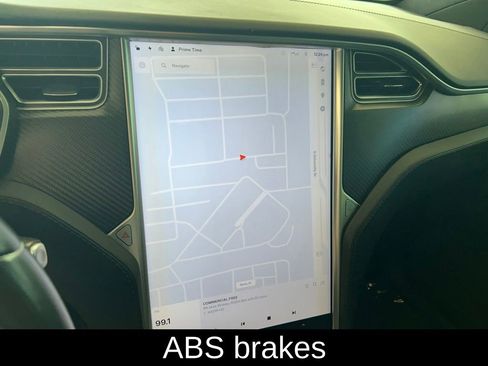 Used 2018 Tesla Model X 75D AWD/4WD image 8