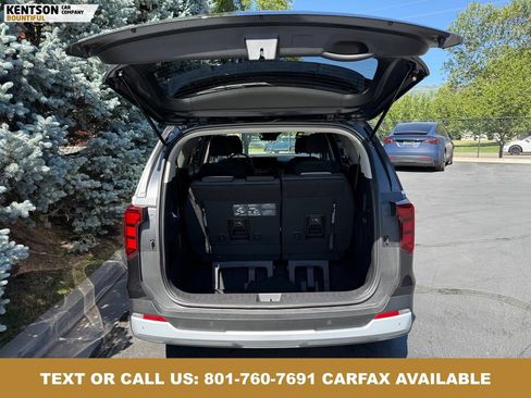 Used 2026 Kia Carnival LX FWD image 33