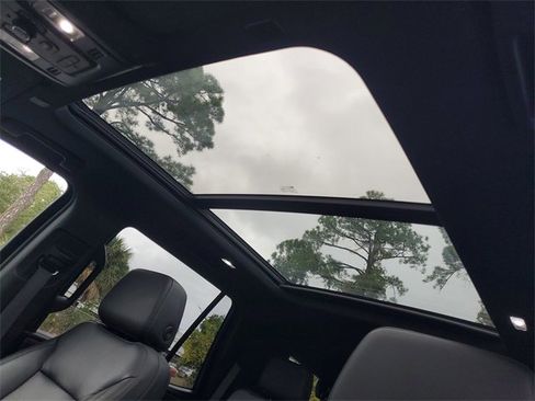 Certified 2021 Chevrolet Tahoe LT w/ LT Signature Package image 25