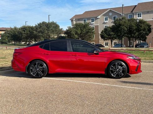 Used 2026 Toyota Camry XSE w/ Premium Plus Package image 5