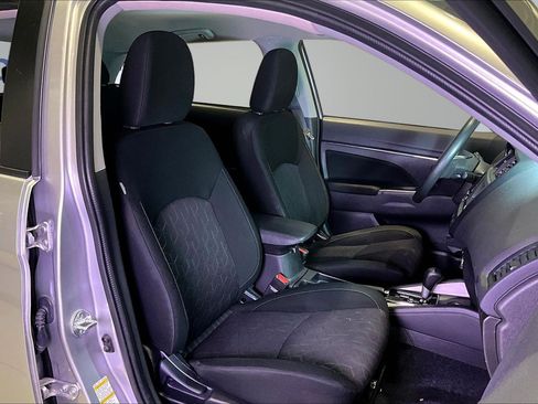 Used 2025 Mitsubishi Outlander Sport AWD image 27
