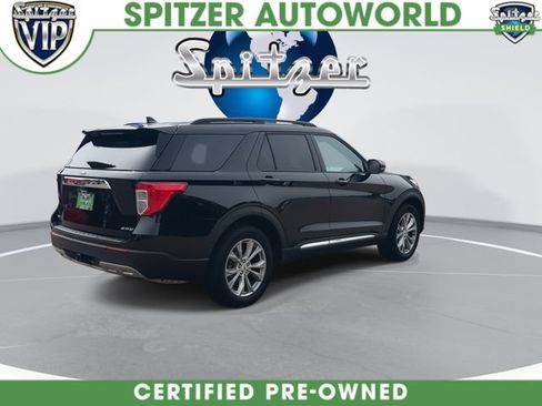 Used 2024 Ford Explorer XLT w/ Equipment Group 202A AWD/4WD image 9