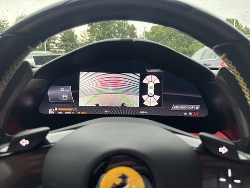 Used 2022 Ferrari Roma RWD image 19