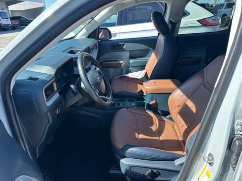 Used 2022 Ford Maverick Lariat w/ Lariat Luxury Package FWD image 6