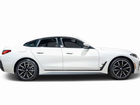 Used 2023 BMW 430i Gran Coupe w/ M Sport Package image 19