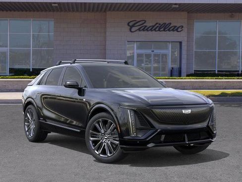 New 2026 Cadillac Lyriq V w/ LPO, Premium Carpet Package AWD/4WD image 7
