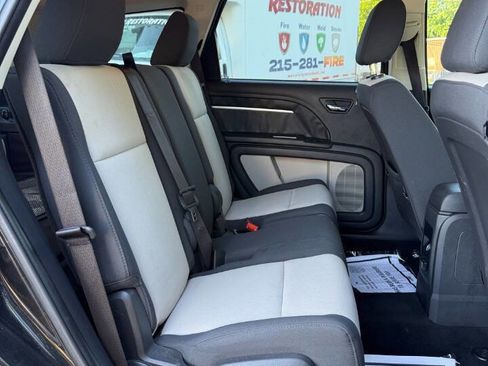 Used 2009 Dodge Journey SXT AWD/4WD image 14