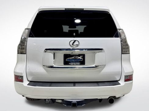 Used 2014 Lexus GX 460 image 9