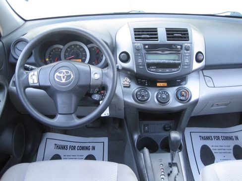 Used 2011 Toyota RAV4 2WD w/ Upgrade Value Pkg image 22