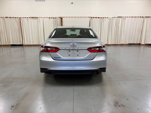 Used 2024 Toyota Camry LE FWD image 7