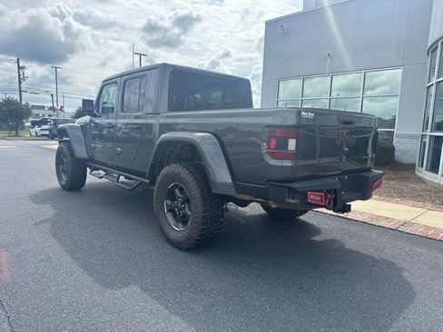 Used 2022 Jeep Gladiator Rubicon w/ LED Lighting Group AWD/4WD image 9