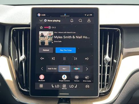 New 2026 Volvo XC60 B5 Plus AWD/4WD image 16