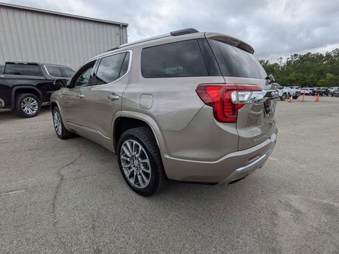 Used 2023 GMC Acadia Denali w/ Denali Ultimate Package FWD image 6