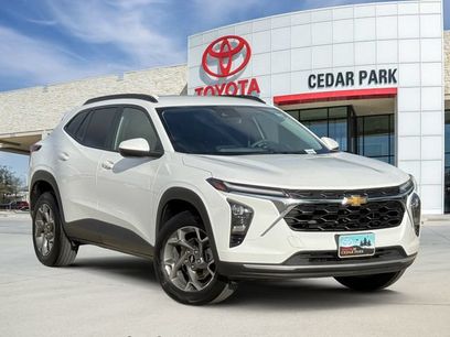 Used 2025 Chevrolet Trax LT