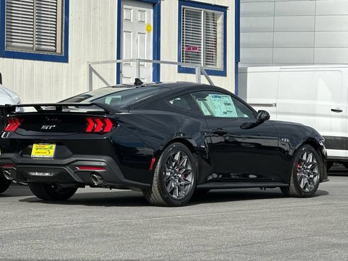 New 2026 Ford Mustang GT Premium w/ GT Performance Package RWD image 3