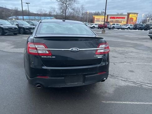 Used 2018 Ford Taurus Limited image 18