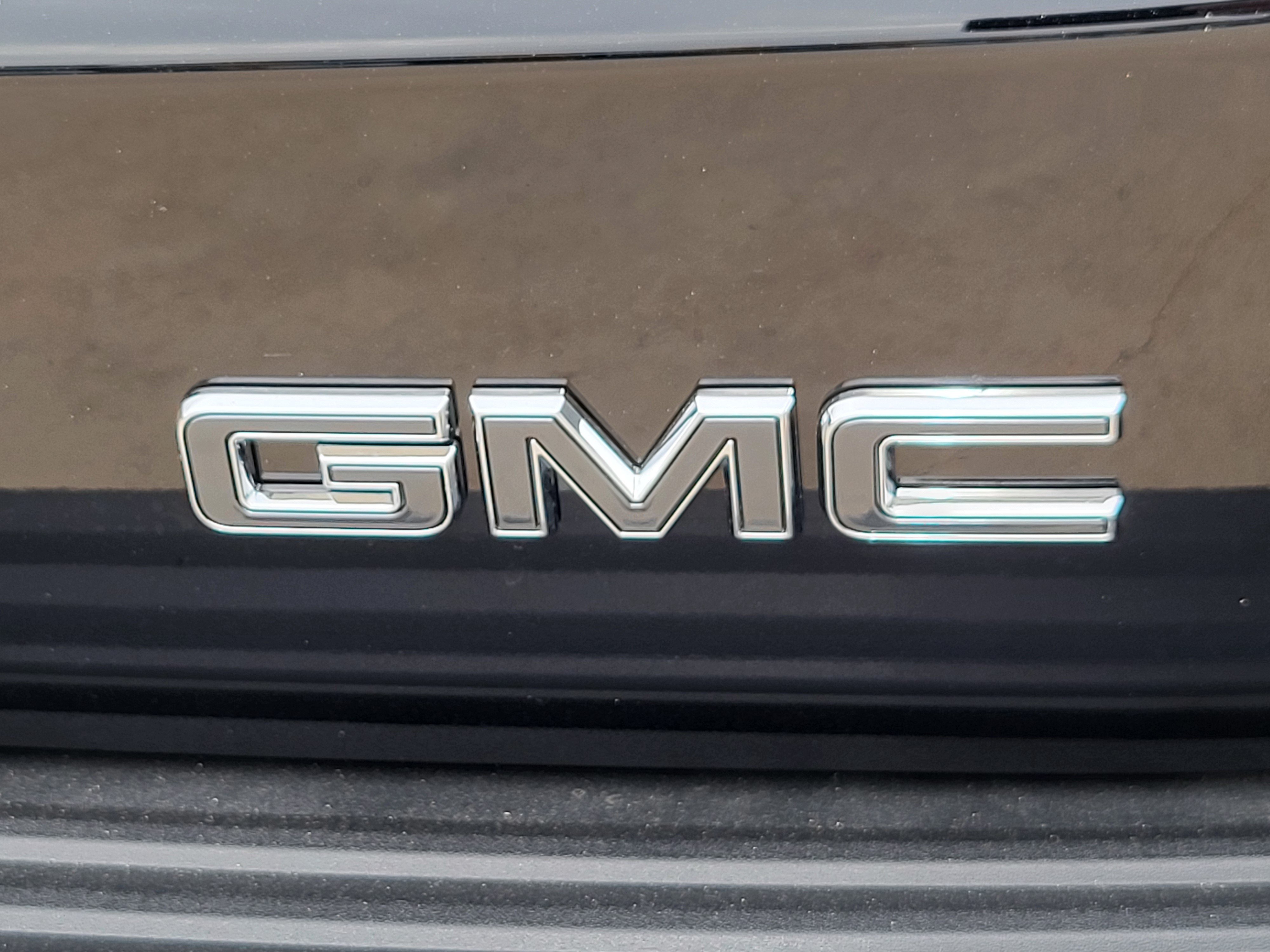 New 2026 GMC Yukon XL Denali Ultimate w/ LPO, Illumination Package AWD/4WD image 12