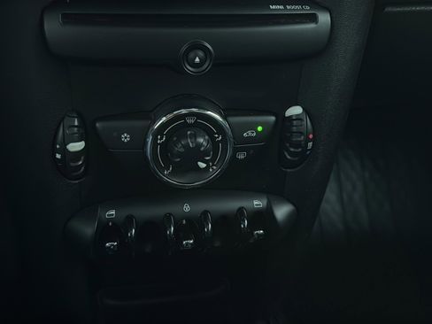 Used 2012 MINI Cooper Clubman Cooper Hatchback 3D image 22