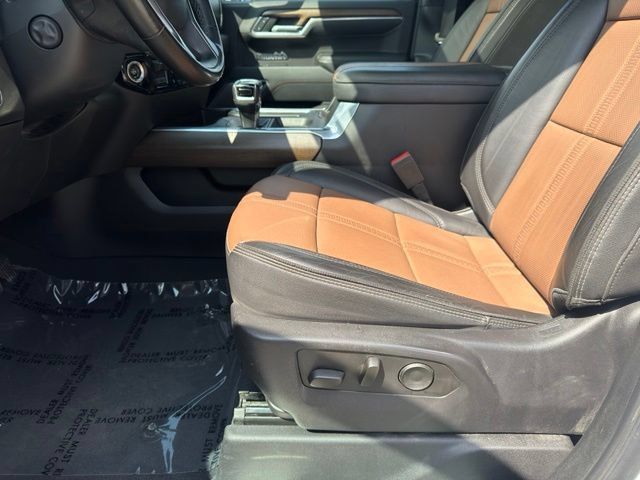 Certified 2023 Chevrolet Silverado 1500 High Country AWD/4WD image 5