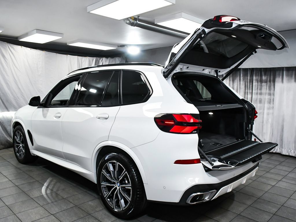 Used 2026 BMW X5 xDrive40i AWD/4WD image 67