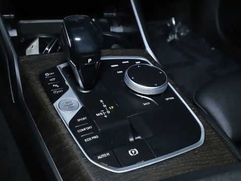 Used 2020 BMW 330i xDrive Sedan w/ Parking Assistance Package image 39