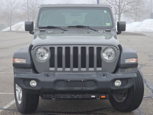 Used 2023 Jeep Wrangler Sport S image 8