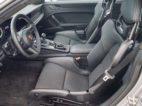 Used 2022 Porsche 911 GT3 image 34